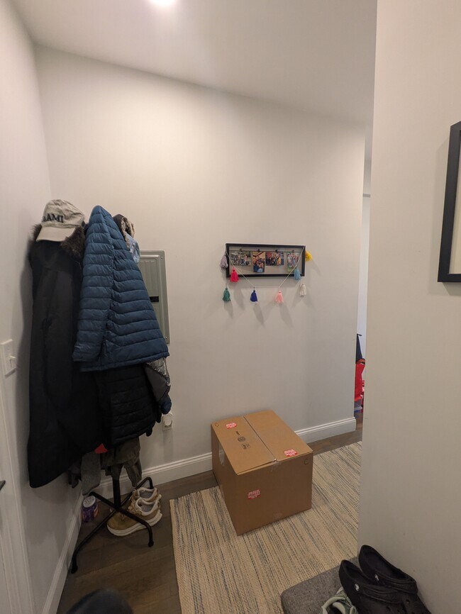 Photo - 119 Jersey St Unit 7