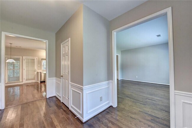 7470 Brookwood Way