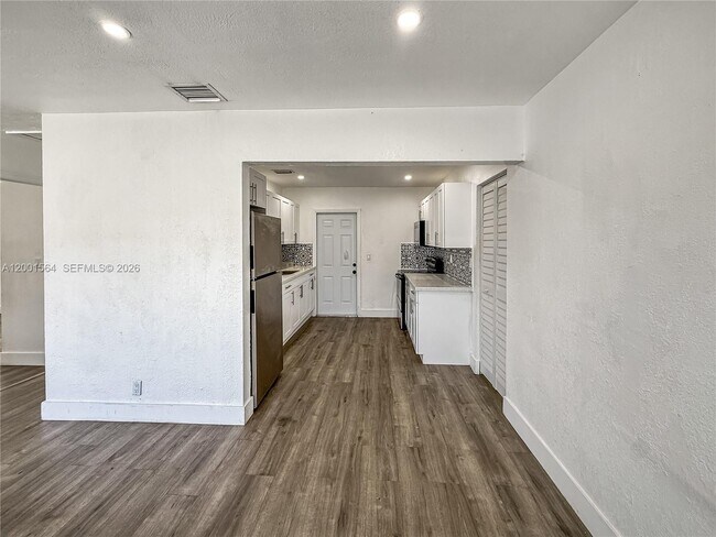 Photo - 2620 NW 18th Terrace Unit 3