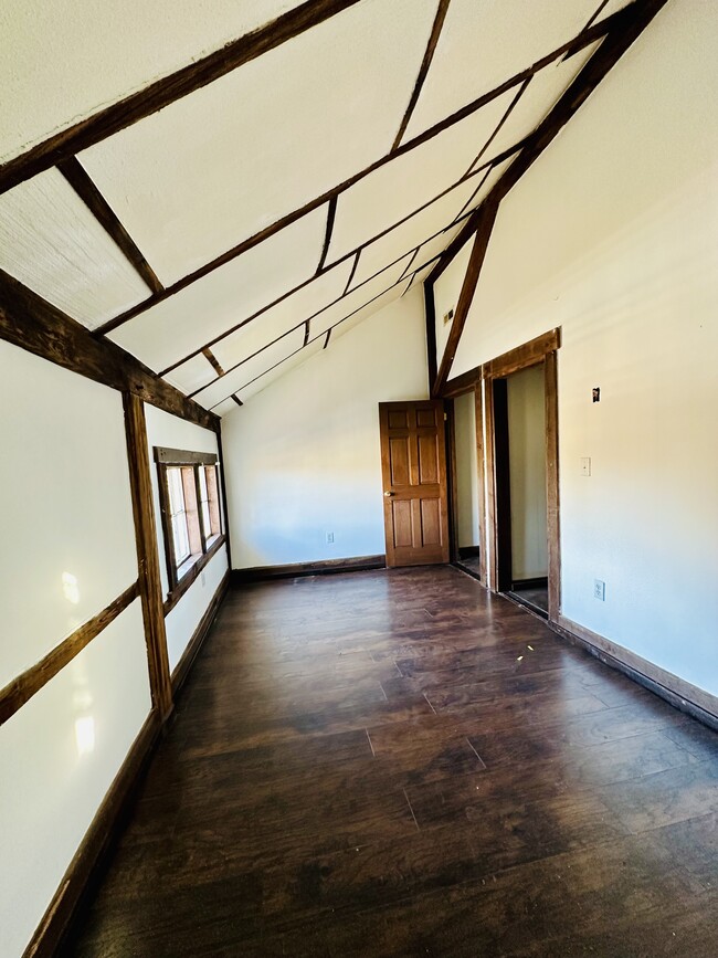 Photo - 3622 Chain Bridge Rd