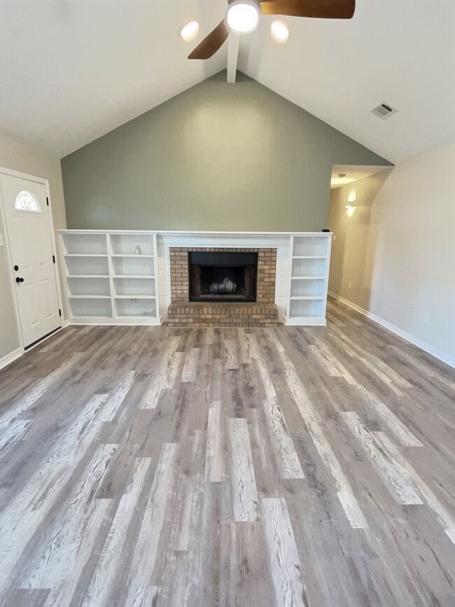 Photo - Updated home in Ocean Springs!