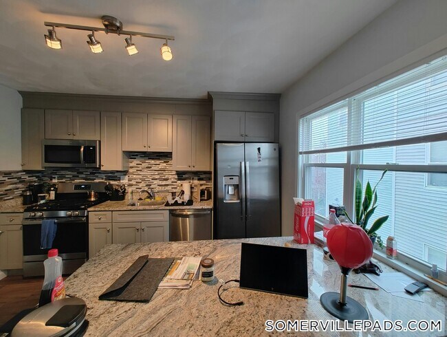 Photo - 50 Derby St Unit 2