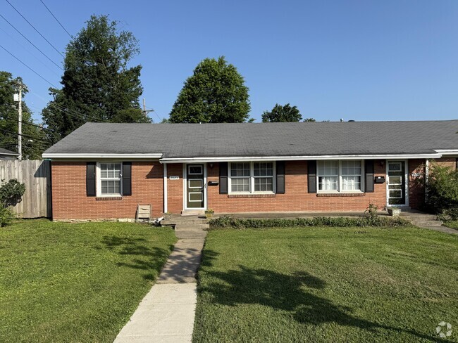 Building Photo - 2023 Clays Mill Rd Rental