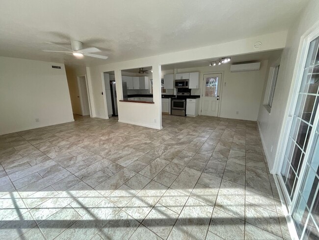 Photo - 3 bed 1 bath, Newly renovated, Converted Garage