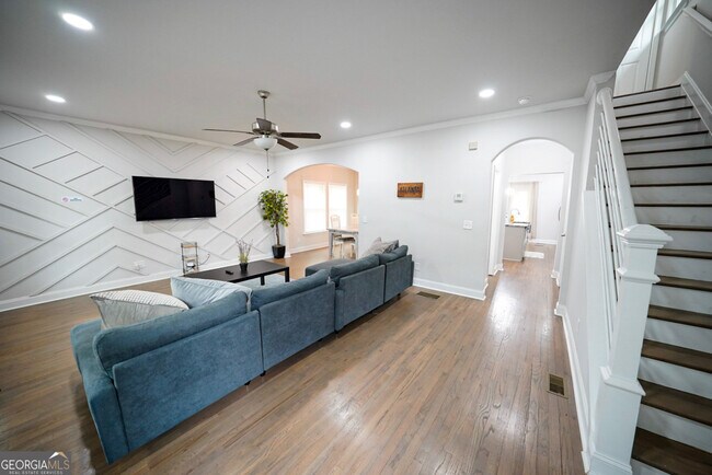 Photo - 1141 McDaniel St SW