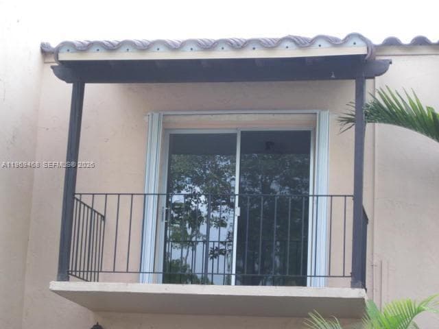 Photo - 10738 N Kendall Dr Unit K-20