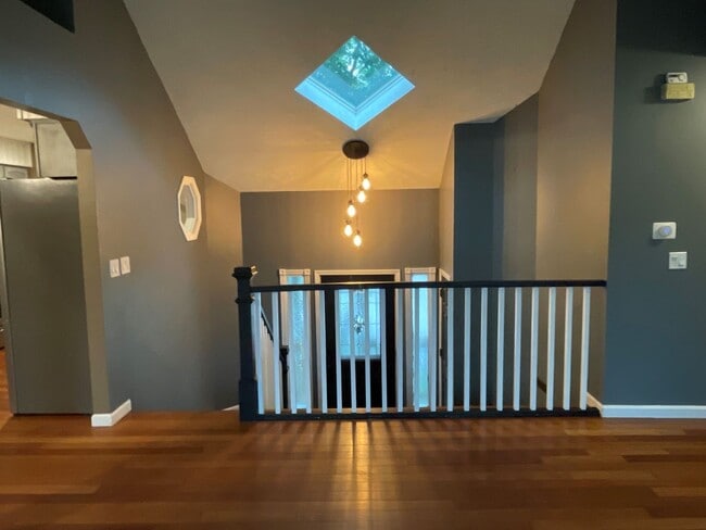 Photo - Beautiful Home For Rent on Cul-de-Sac with Huge Fenced Backyard