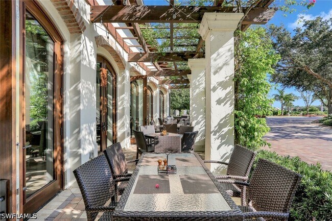Building Photo - 16903 Fairgrove Way Unit 102