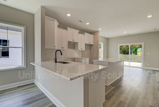 Photo - 1617 Grey Cliff Run