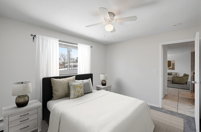Riverstone Court Apartments