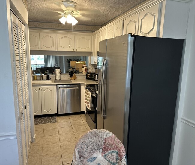 Photo - 3138 Via Poinciana Unit 114