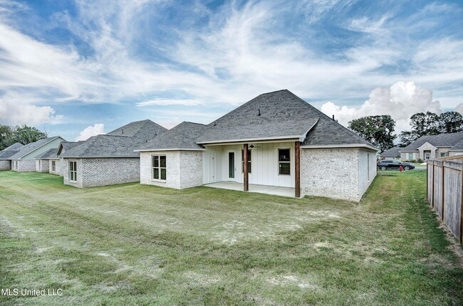 Photo - 117 Southern Oak Wy