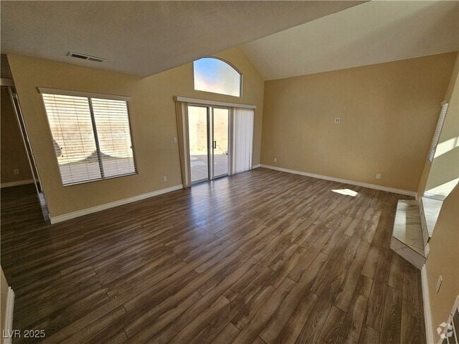 Building Photo - 2705 Kennington Cir Rental