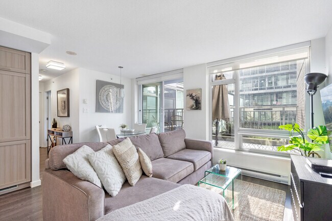 Building Photo - 5665 Boundary Rd Unit ID1094336P