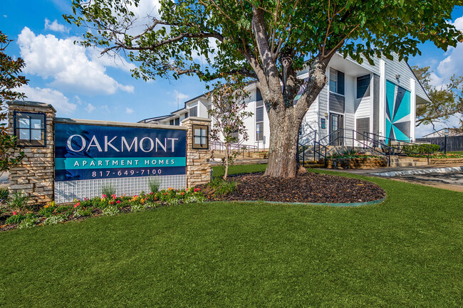 Photo - Oakmont Apartment Homes