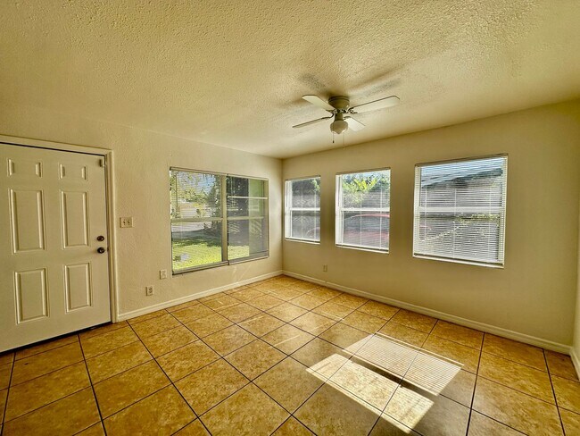 Photo - Spacious 3-Bedroom Single-Family Home Near Orlando Attractions!