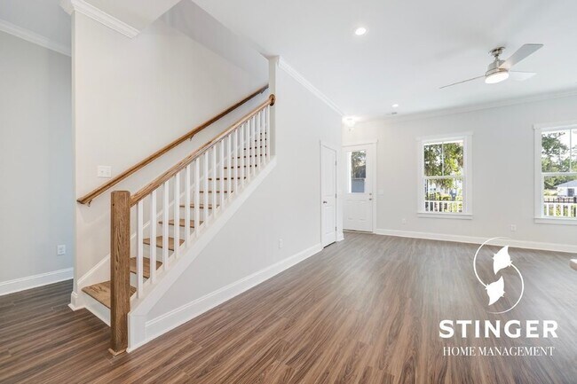 Photo - 4 Bedroom / 3.5 Bath For Rent In Wrights P...