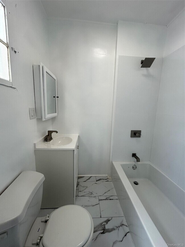 Photo - 206-208 W Main St Unit 1