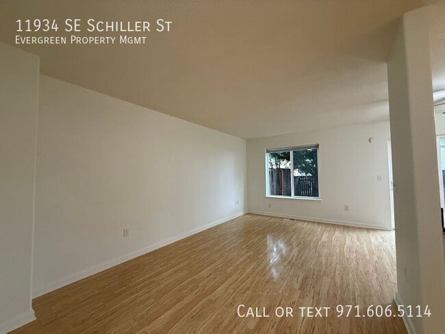 Photo - 11934 SE Schiller St
