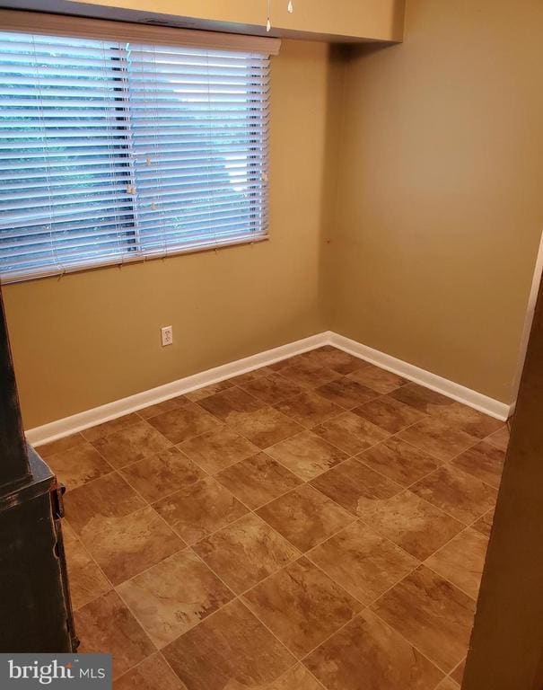 Photo - 1605 Meadowview Ln Unit 1605