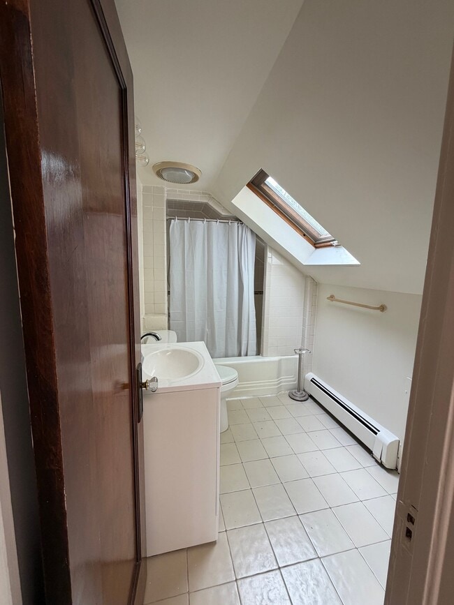 Photo - 27 Jackson St Unit 2nd Floor