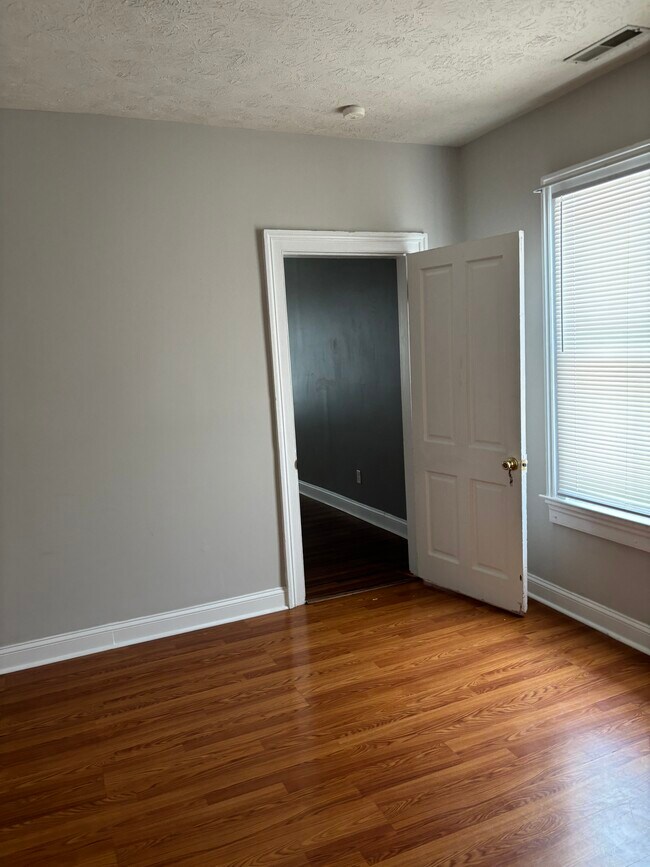 Photo - 401 N Augusta St Unidad C