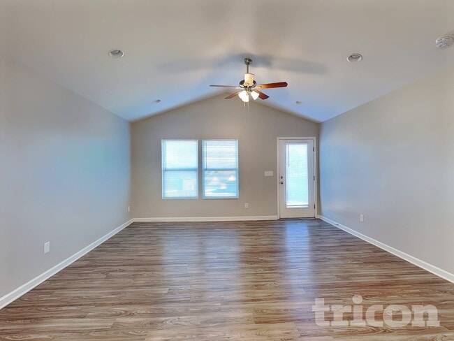Photo - 4201 Broadstairs Dr SW