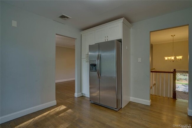 Photo - 30 Clematis St