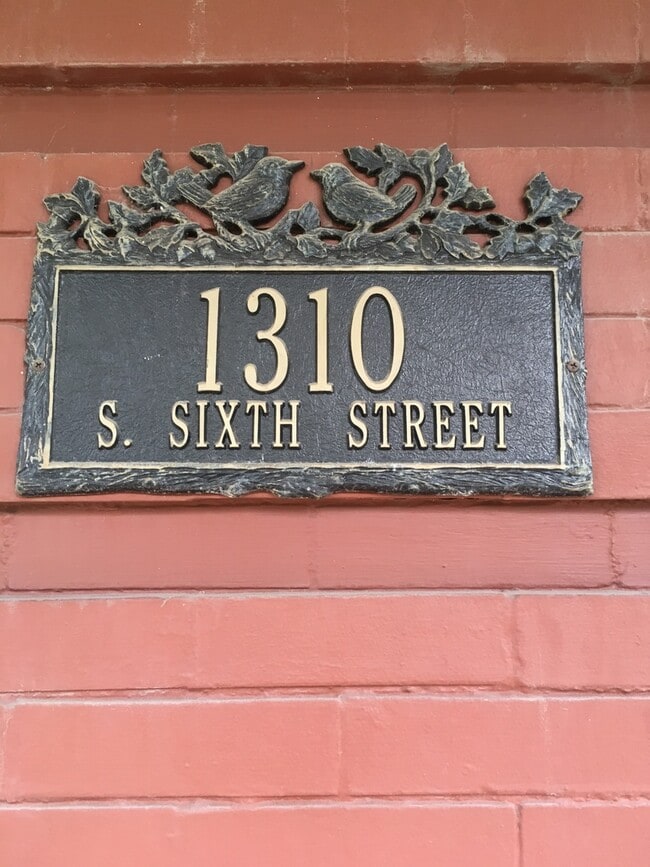 Building Photo - 1310 S 6th St Unit 1310 S. 6th-3