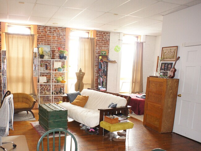 Photo - 313 N Broadway Unidad 313-201