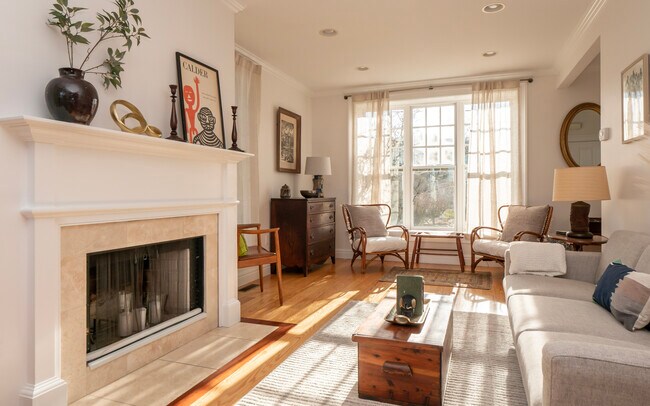 Photo - 4 1/2 Kay Terrace