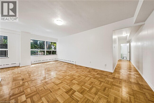 Photo - 325A JAMES Street S Unit# 107 Unit 107
