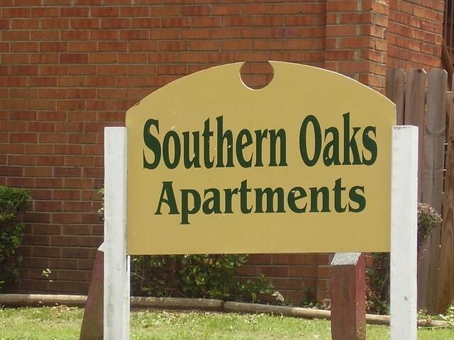 Signage - Addison Apartments II