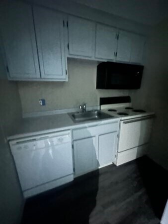 Photo - 375 Harvard St Unidad 16A