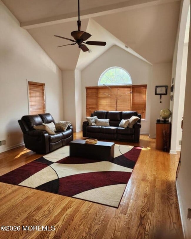 Photo - 20 6th St