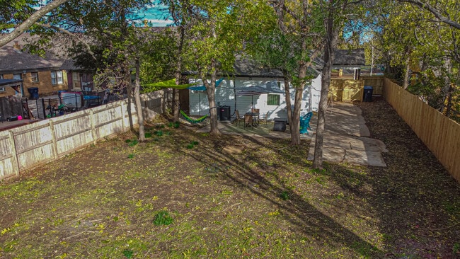 1620 NW 36th St