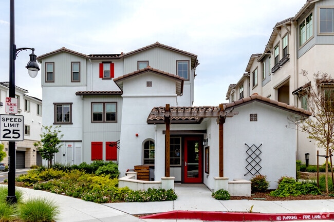 Edificio de la avenida 370 San Aleso - 370 San Aleso Ave