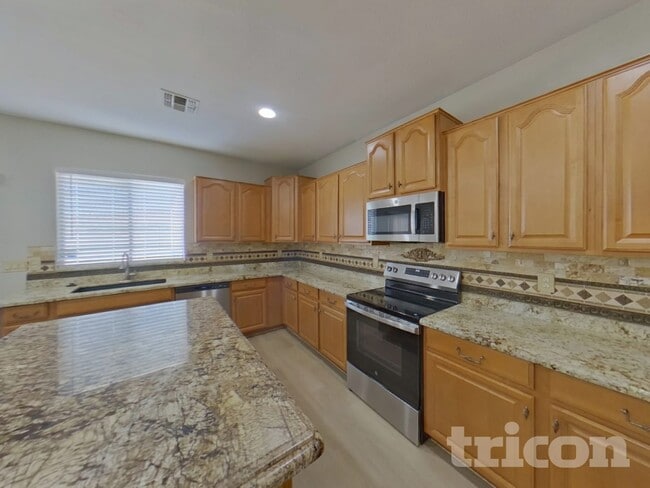 Photo - 42506 W Mira Ct