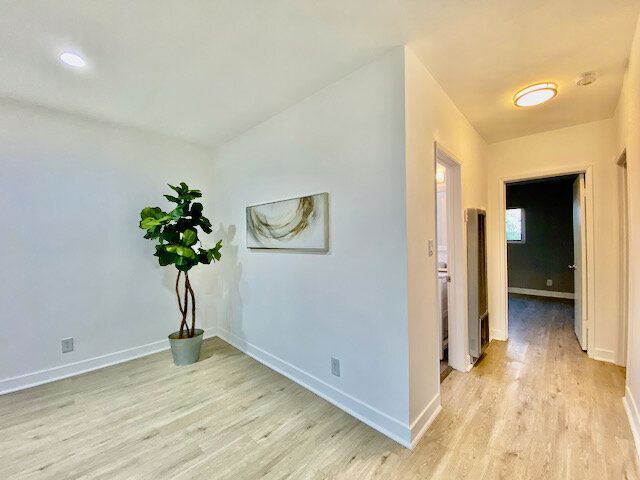 Photo - 1217 N Virgil Ave