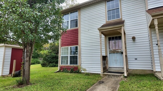 4919 Marlborough Grove
