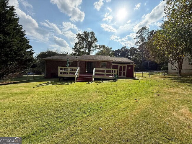 849 Pineshadow Ln