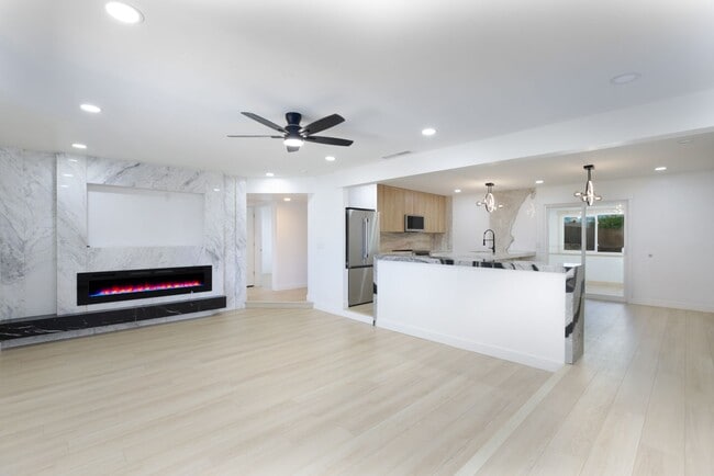 Photo - 3260 Silversmith Dr