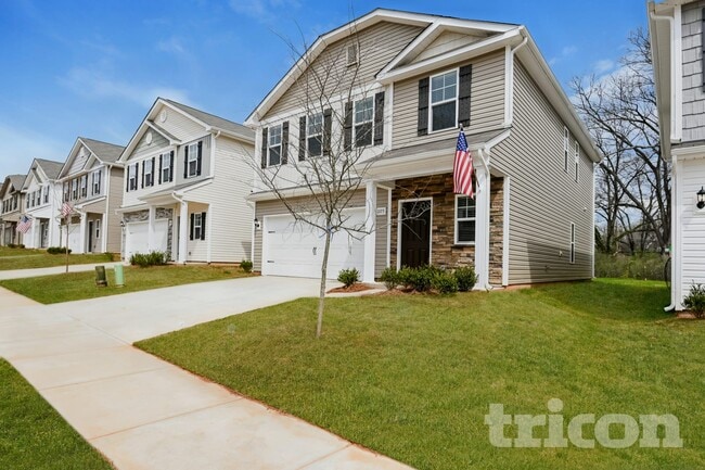 Photo - 205 Spring Knoll Dr