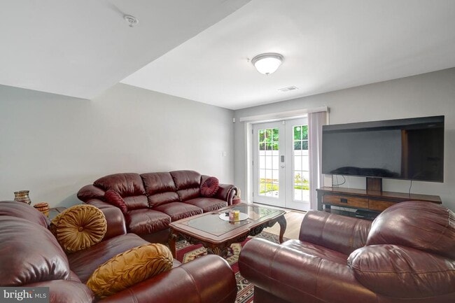 4905 Faith Crossing Ct