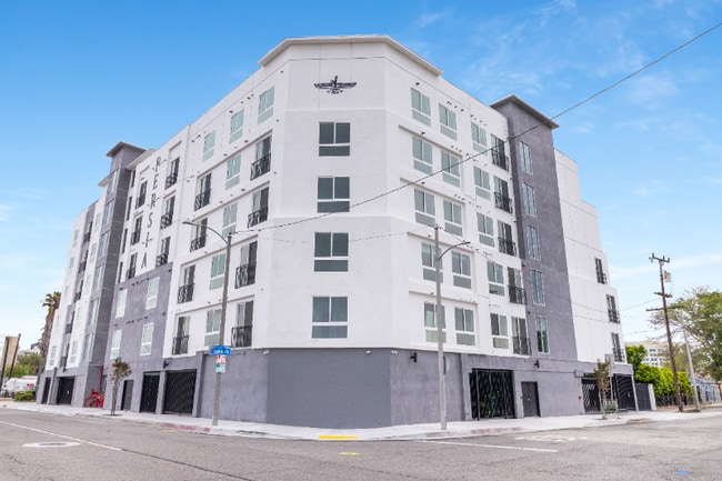 Photo - 11814 Aviation Blvd Unit 209
