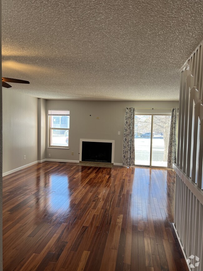 Living Room - 408 W Rockrimmon Blvd Rental