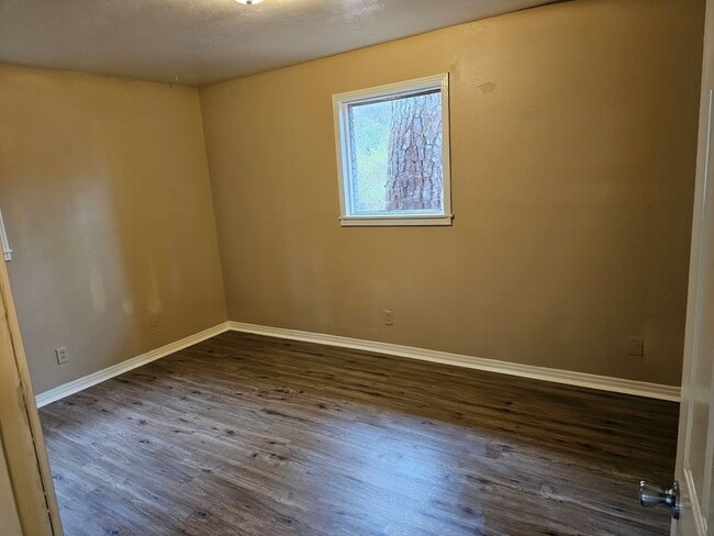 Photo - 3008 Willow Dr