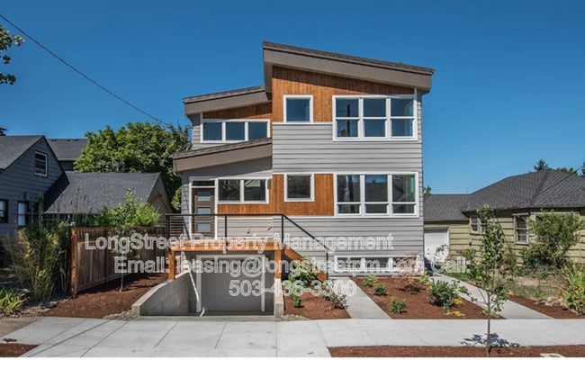 Photo - 3617 NE Webster St