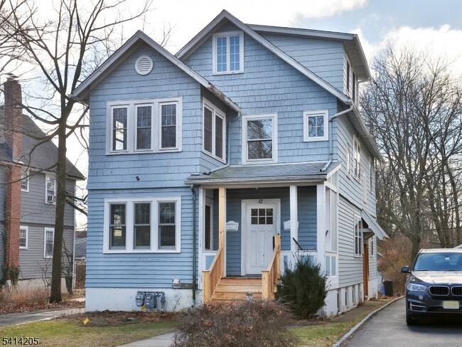 Building Photo - 42 Brookfield Rd Unit 2