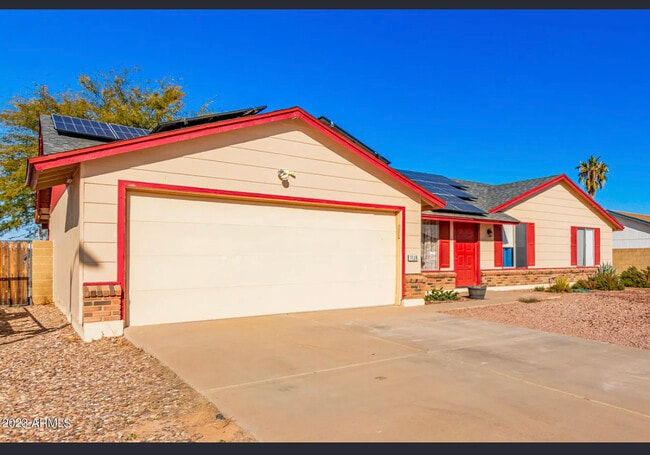 Photo - 1138 E Avenida Grande